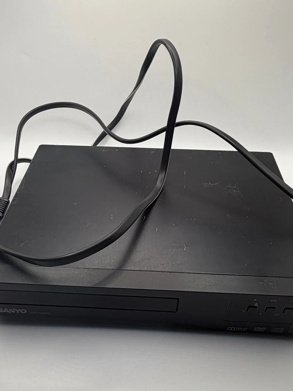 Sanyo FWDP105F DVD CD Player Pre Owned- Tested Working Excellent Con- No Remote